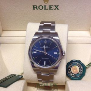 Rolex replica Oyster Perpetual 114300 39mm Blue Dial orologio assemblato