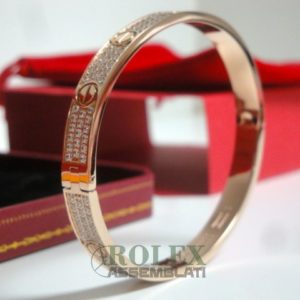 Cartier replica love bracciale oro rosa pavè diamond gioiello assemblato