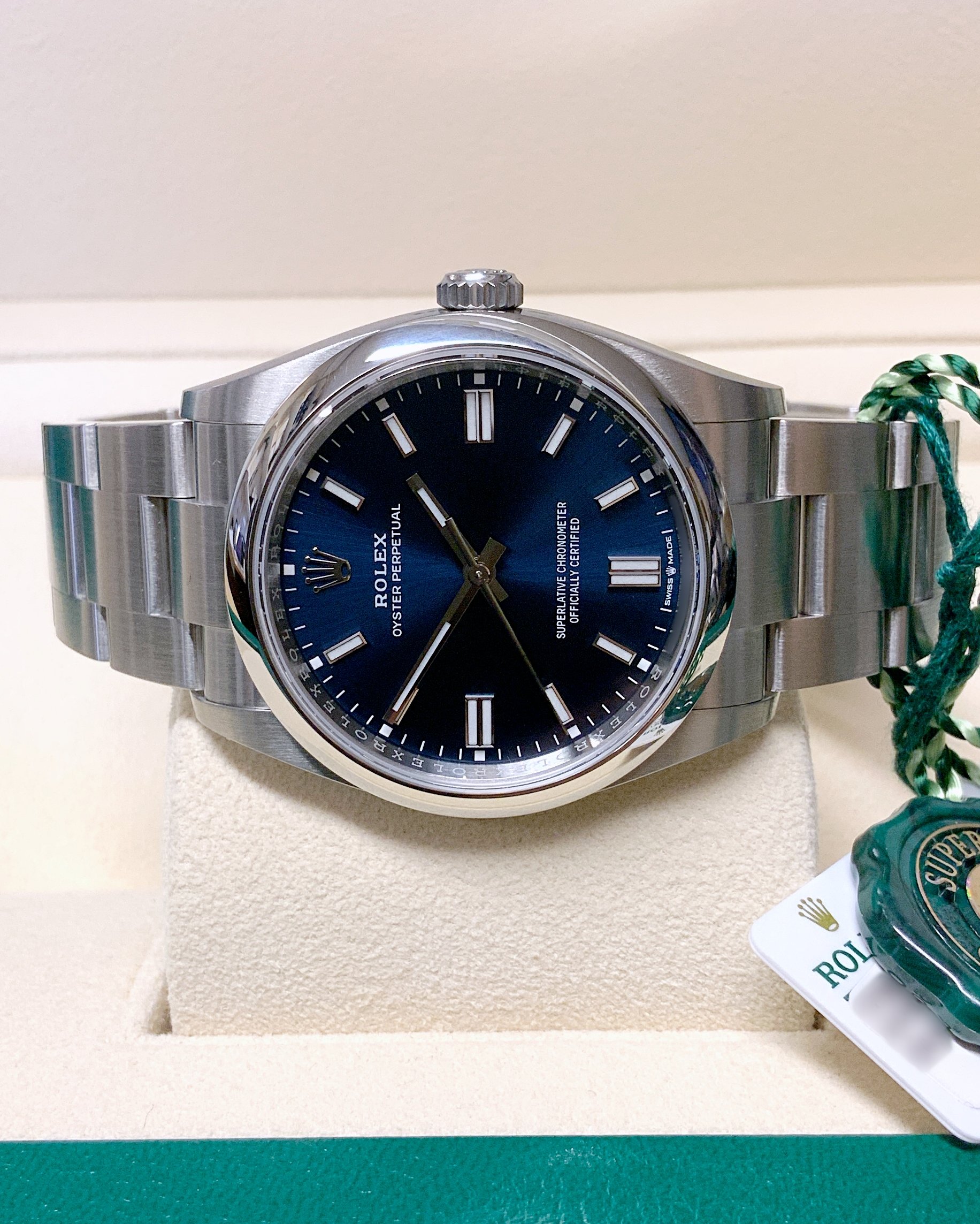 Rolex replica Oyster Perpetual 36 126000 Blue Dial-2
