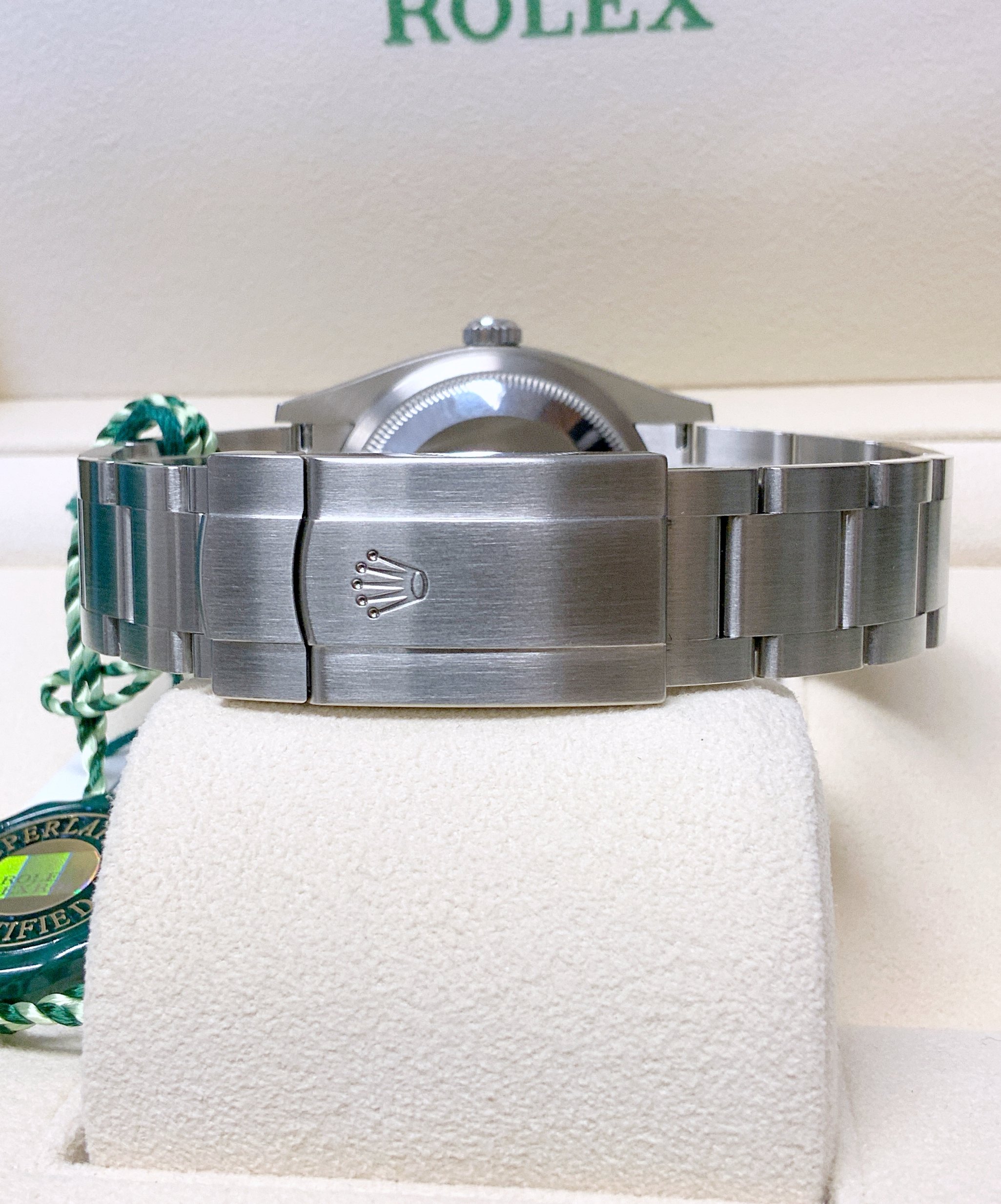 Rolex replica Oyster Perpetual 36 126000 Blue Dial-6