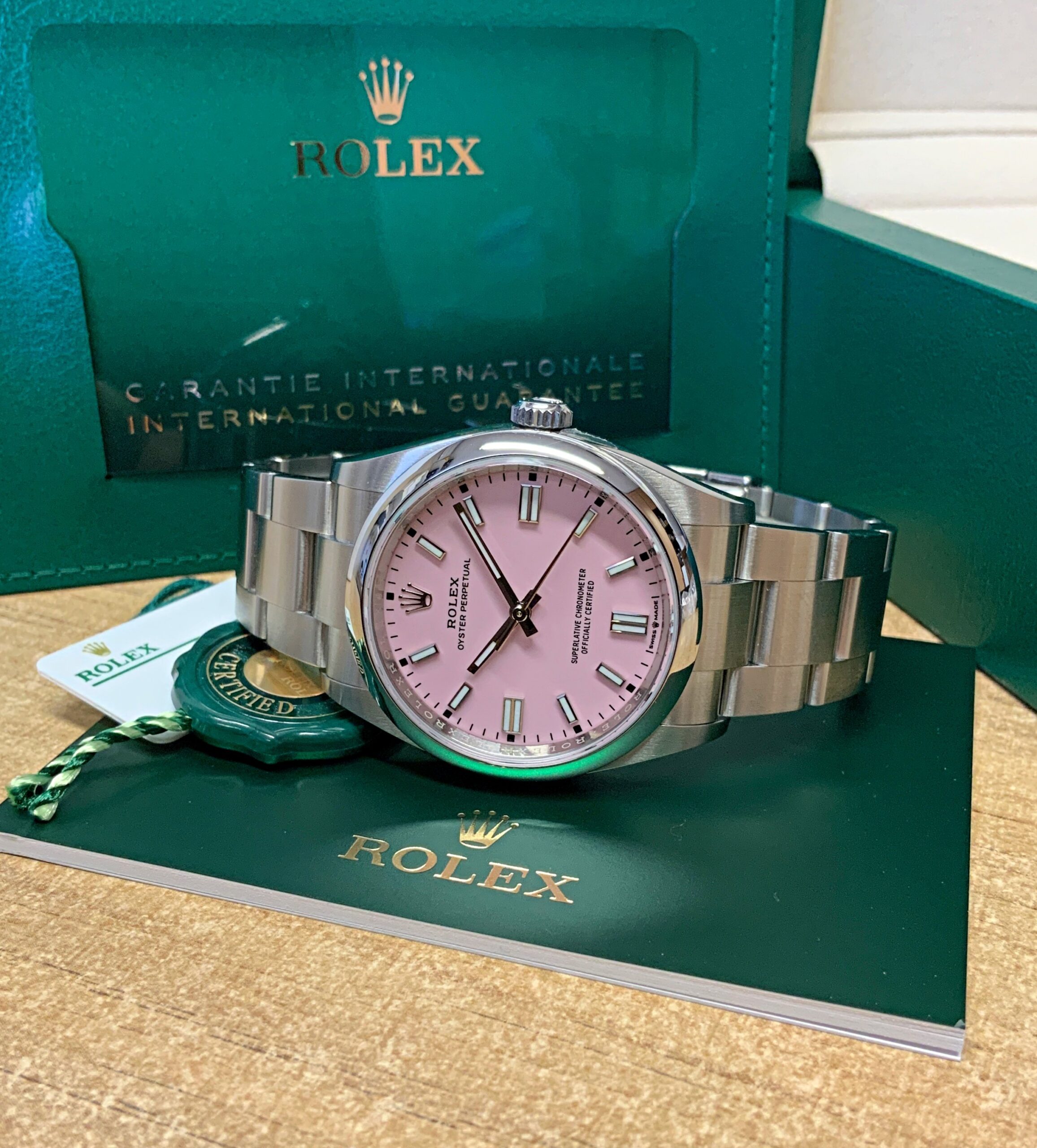 Rolex replica Oyster Perpetual 36 126000 Candy Pink-6