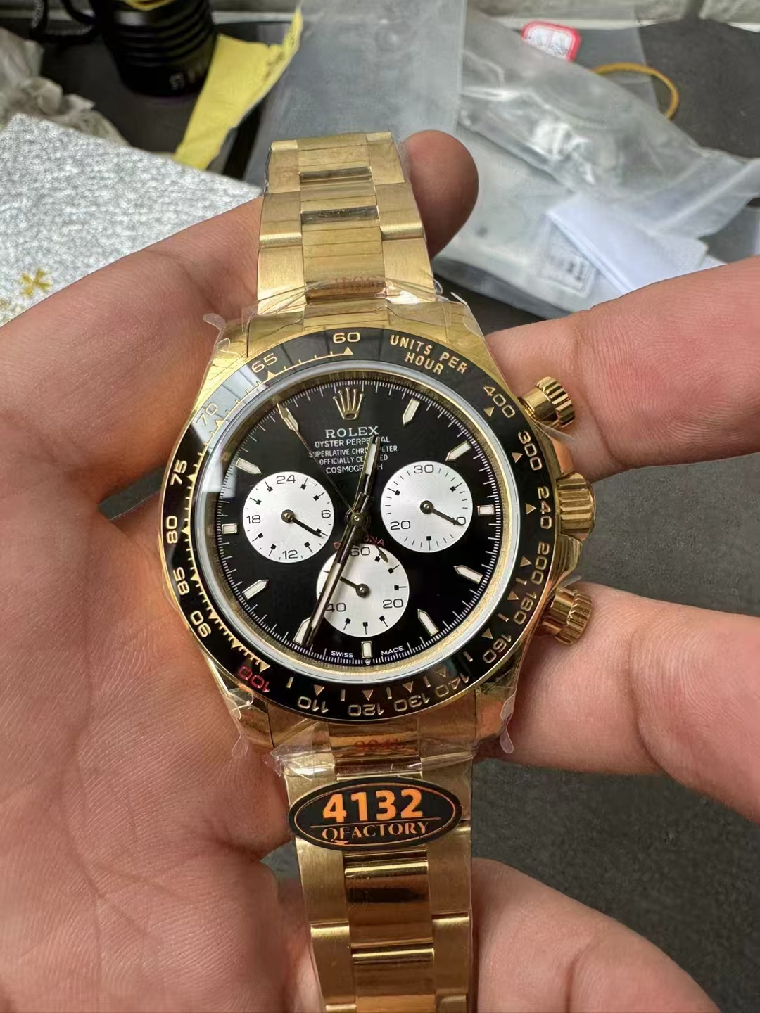 Rolex replica daytona le mans yellow gold-8
